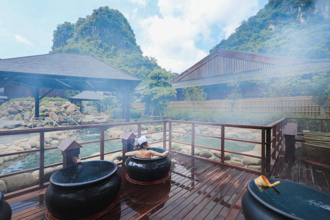 Yoko Onsen Quang Hanh Cam Pha Extérieur photo